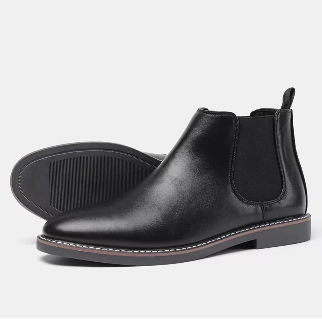 SLEEK CHELSEA BOOTS